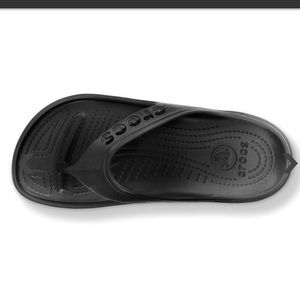 Crocs Baya size 8 women’s NWT